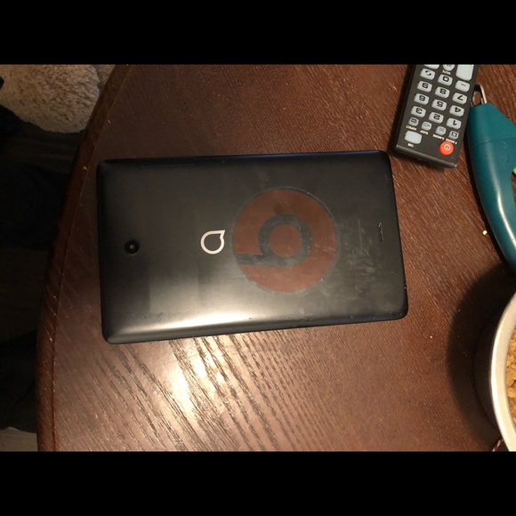 Tablet - Picture 2 of 2